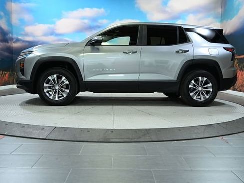 Used 2026 Chevrolet Equinox LT image 5