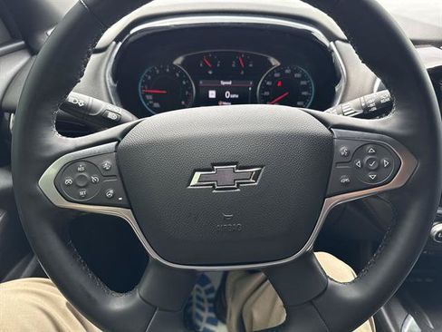 Used 2023 Chevrolet Traverse RS w/ LPO, Floor Liner Package AWD/4WD image 35