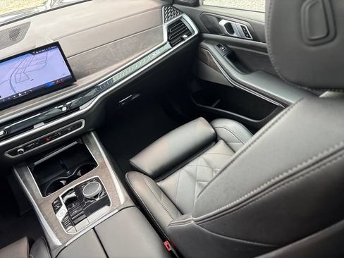 Used 2026 BMW X5 xDrive40i AWD/4WD image 21