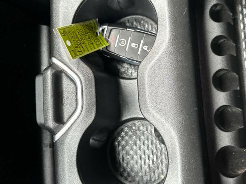 Used 2022 RAM 1500 Big Horn image 32