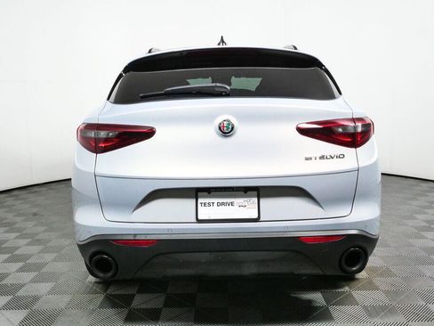 Used 2023 Alfa Romeo Stelvio Sprint RWD image 18