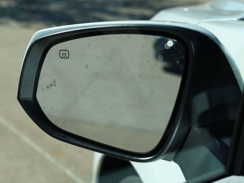 New 2026 Toyota Sienna XLE image 10