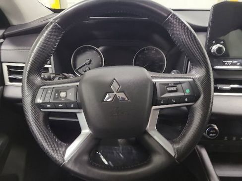 Used 2024 Mitsubishi Outlander SE FWD image 23