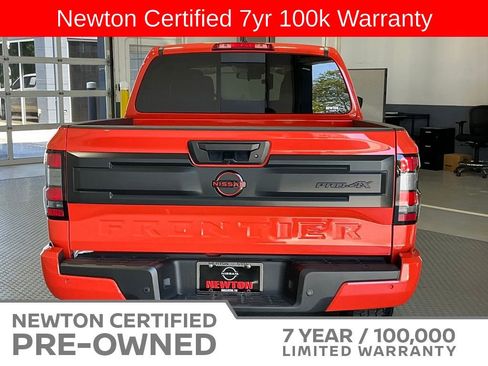 Used 2025 Nissan Frontier PRO-4X AWD/4WD image 22