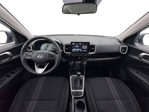 New 2026 Hyundai Venue SEL FWD image 13