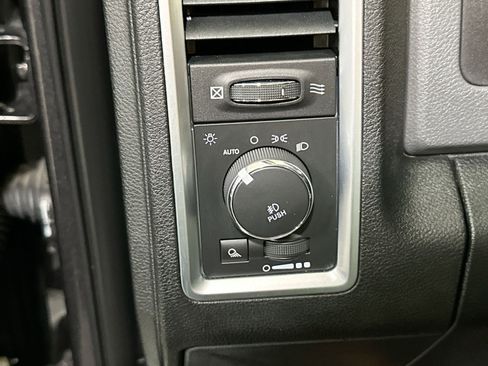 Used 2015 RAM 1500 Big Horn image 17