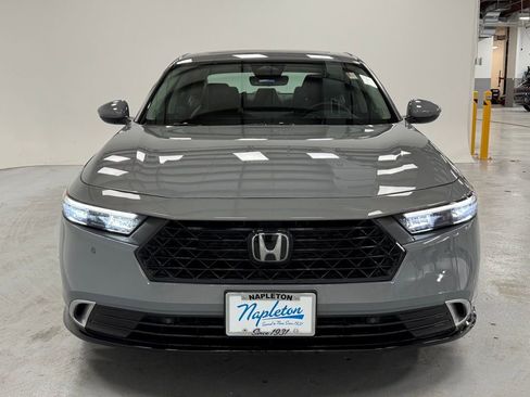 Used 2024 Honda Accord Touring image 6