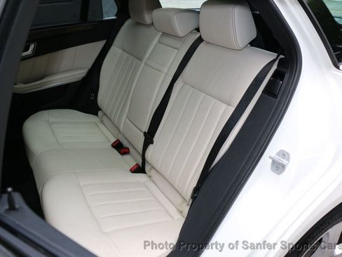 Used 2014 Mercedes-Benz E 350 4MATIC Wagon image 32