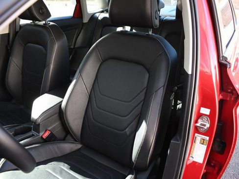 Used 2023 Volkswagen Jetta SEL image 17