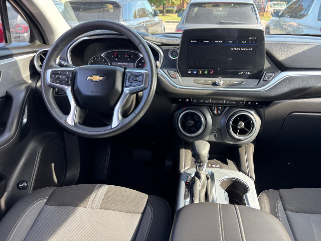 Used 2024 Chevrolet Blazer LT w/ Convenience Package FWD image 11