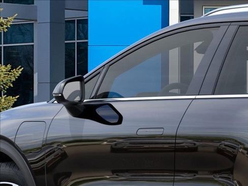 New 2026 Chevrolet Equinox EV LT image 12