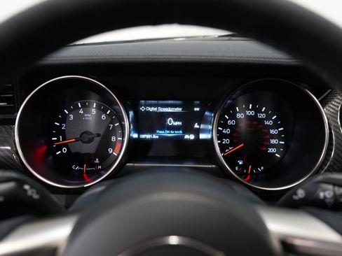 Used 2019 Ford Mustang Shelby GT350 w/ Technology Package image 41