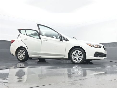 Used 2023 Subaru Impreza 2.0i image 30