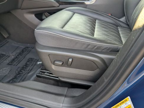 Certified 2022 Buick Envision Avenir w/ Technology Package II image 22