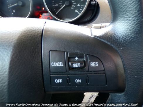 Used 2011 MAZDA MAZDA3 i Touring FWD image 29