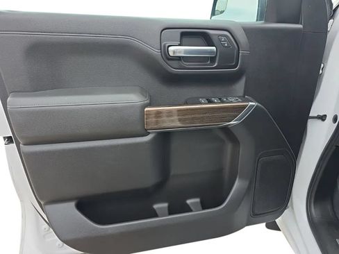 Used 2019 Chevrolet Silverado 1500 LT w/ Work Truck Package AWD/4WD image 12