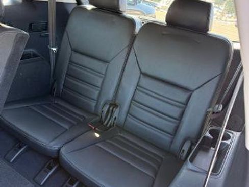 Used 2019 Kia Sorento EX AWD/4WD image 11