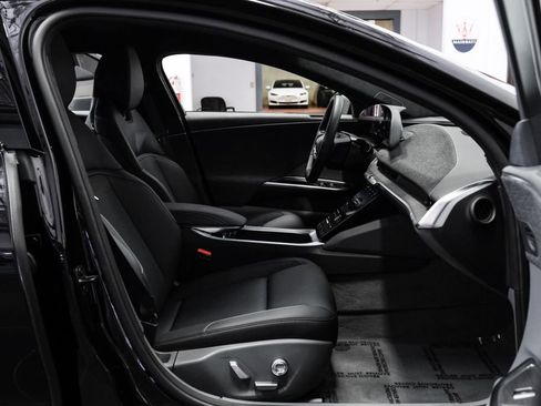 Used 2023 Lucid Air Pure AWD/4WD image 38