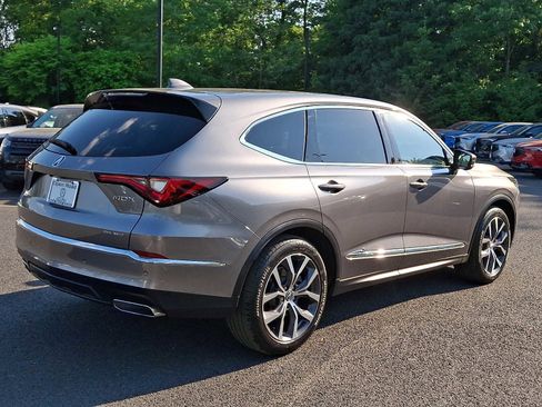 Used 2023 Acura MDX SH-AWD w/ Technology Package image 6