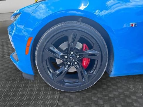 Used 2023 Chevrolet Camaro SS RWD image 19