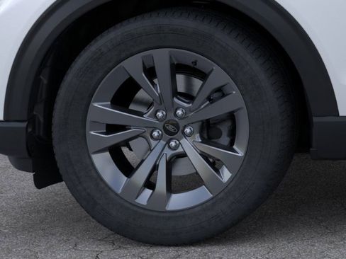 New 2026 Ford Explorer Active w/ Active Comfort Package image 19