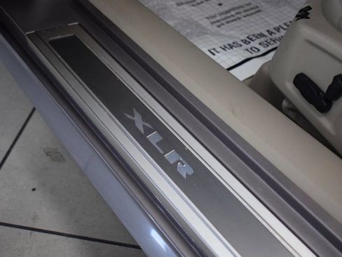 Used 2005 Cadillac XLR image 62