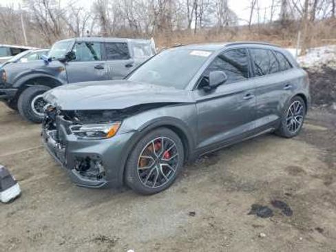 Used 2025 Audi SQ5 Premium Plus AWD/4WD image 3