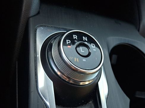 Used 2025 Ford Escape ST-Line image 27