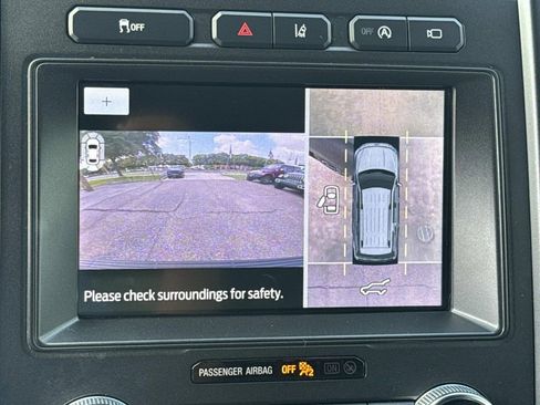Used 2020 Ford Expedition Limited w/ Texas Edition Package RWD image 28
