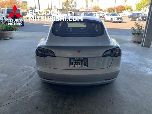 Used 2018 Tesla Model 3 Long Range image 4