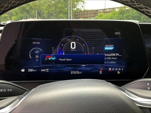 Used 2025 Chevrolet Traverse LT AWD/4WD image 13