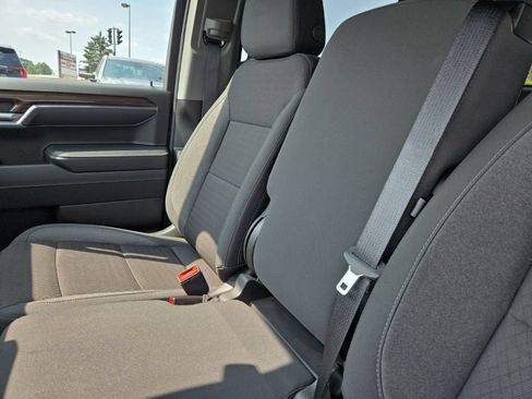 Certified 2023 Chevrolet Silverado 1500 RST AWD/4WD image 24