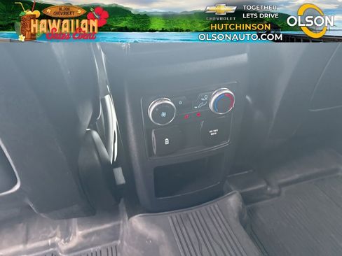 Used 2020 Ford Explorer Platinum w/ Premium Technology Package image 28