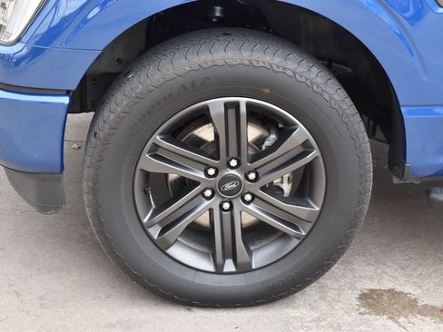 Certified 2022 Ford F150 XLT w/ Equipment Group 302A High image 38