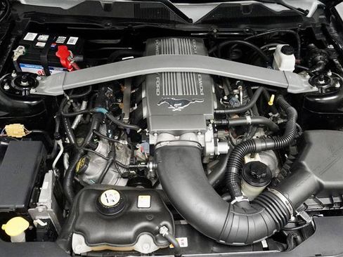 Used 2010 Ford Mustang GT image 30