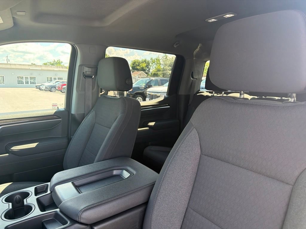 Used 2026 Chevrolet Silverado 1500 RST AWD/4WD image 13