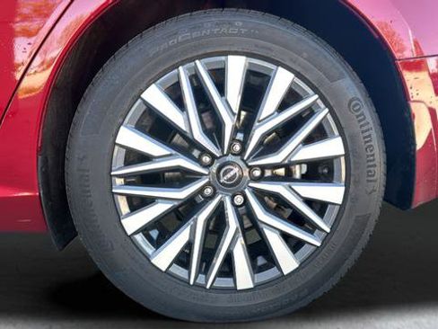 Used 2023 Nissan Altima 2.5 SV w/ SV Premium Package FWD image 26