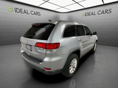 Used 2021 Jeep Grand Cherokee Laredo RWD image 5