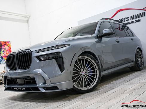 Used 2024 BMW ALPINA XB7 AWD/4WD image 3