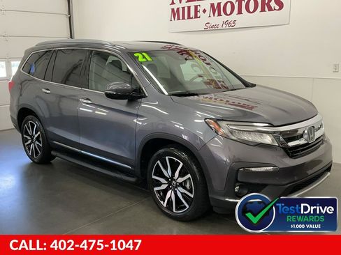 Used 2021 Honda Pilot Touring image 1