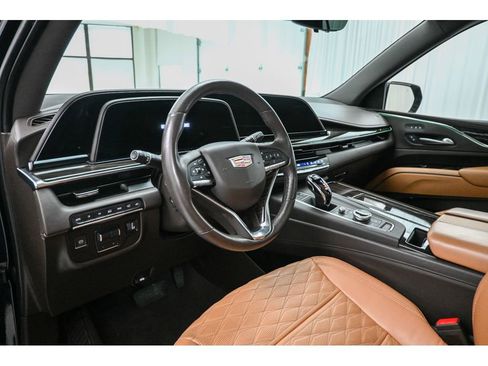 Used 2021 Cadillac Escalade Sport w/ Driver Assist Tech Package image 9