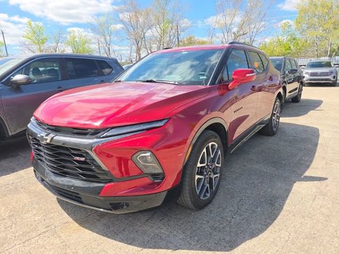 Used 2025 Chevrolet Blazer RS image 1