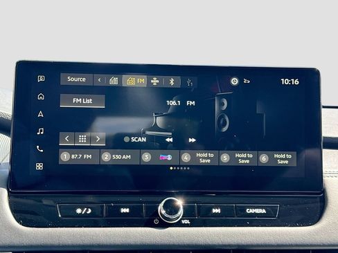 Used 2025 Mitsubishi Outlander SE FWD image 16