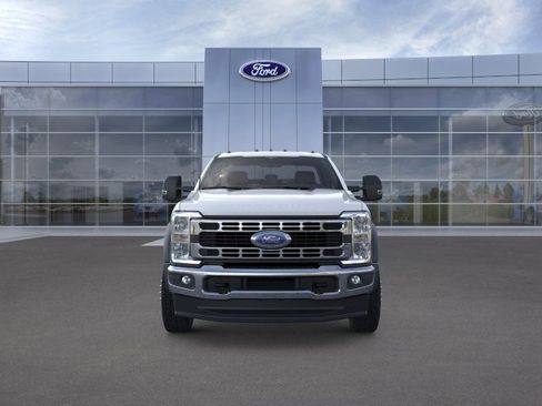 New 2026 Ford F550 4x4 Regular Cab Super Duty w/ XL Chrome Package image 6