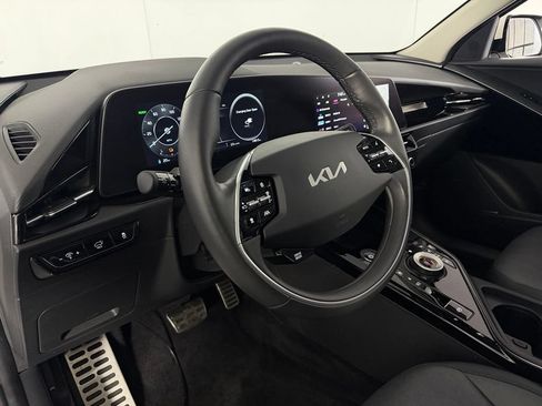 Used 2023 Kia Niro Wave w/ Wave Preserve Package FWD image 20