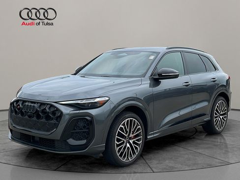 Used 2025 Audi SQ5 Premium Plus w/ Premium Plus Package AWD/4WD image 3
