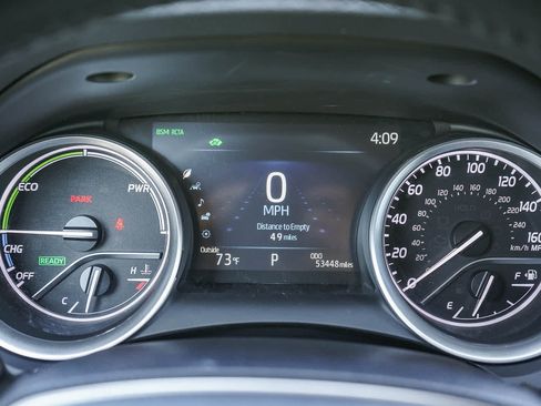 Used 2024 Toyota Camry XLE w/ Navigation Package FWD image 22