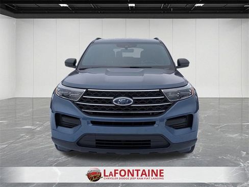 Used 2020 Ford Explorer XLT w/ Comfort Package image 8