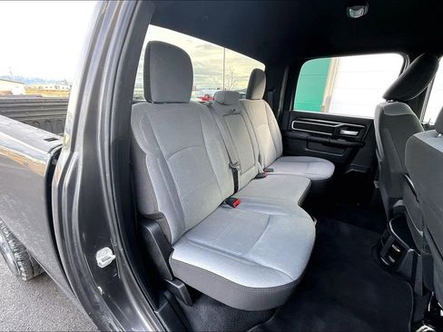 Used 2024 RAM 3500 Big Horn image 28