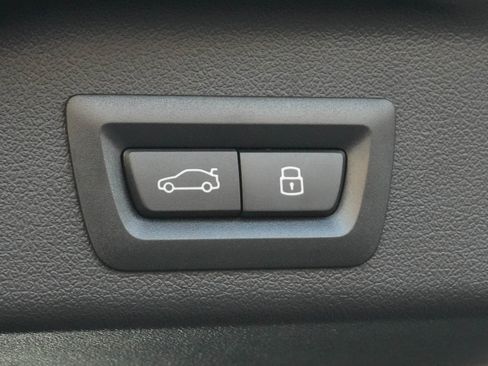 Used 2026 BMW X5 xDrive50e w/ M Sport Package image 41